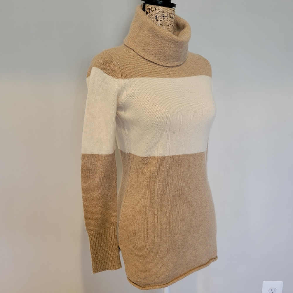 EUC Athleta Cashmere Sweater - Picture 4 of 10